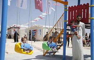 İdlib’de Türkiye 5 bin biriket evin inşasına...