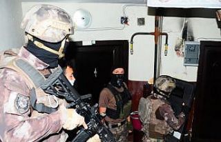 Kocaeli’de çeşitli suçlardan aranan 25 kişi...