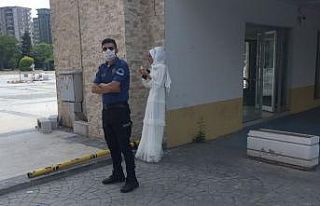 Zorla evlendirilmek istenen kız nikah salonuna polis...