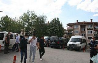 100 bin TL değerinde altın çalan 7 kişiden 6’sı...