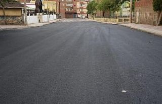 15 bin nüfuslu mahalle uzun yıllar sonra asfaltla...