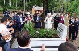 15 Temmuz şehidi mezarı başında anıldı