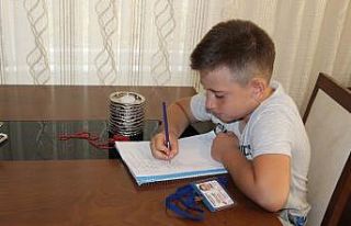 7 yaşındaki çocuktan trafik kurallarına uymayan...