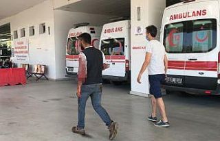 Acemi kasaplar soluğu acilde aldı