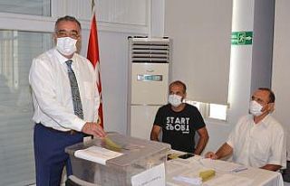 Adana Diş Hekimleri Odası Başkanı Fatih Güler...