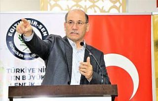 Adana’da yetkili sendika yeniden Eğitim-Bir-Sen