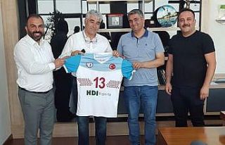 Adilcevaz GKY TÜRŞAD Voleybol Takımına sponsor...