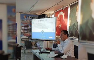 AK Parti’de sağlık yatırımları değerlendirildi