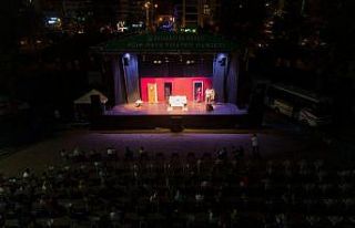 Akçaabat’ta Açık Hava Tiyatro Günleri başladı