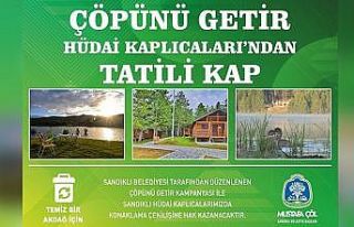 Akdağ Tabiat Parkında çöplerini toplayan vatandaşlar...