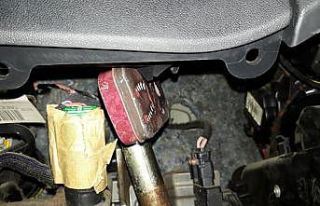 Araçlarına mıknatıslı kutuyla kokain zulaladılar