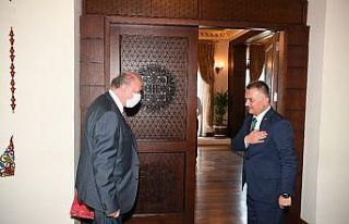Arnavut Büyükelçinin pandemi dönemindeki ilk resmi...