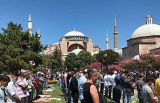 Ayasofya-i Kebir Cami-i Şerifi’nde ikinci cuma...