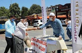Ayasofya’nın açılışında Afyon lokumu dağıtıldı