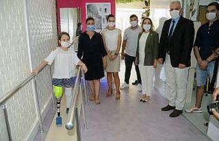 Aylin’in protez bacak sevinci