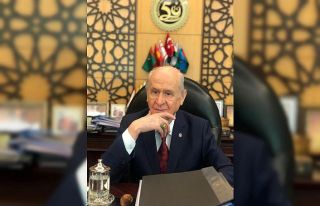 Bahçeli’den Ayasofya’ya özel tasarım yüzük