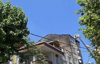 Bahçelievler’de 4 katlı binada korkutan yangın