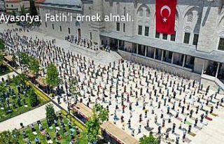 Bakan Koca’dan Ayasofya’daki cuma namazı öncesi...