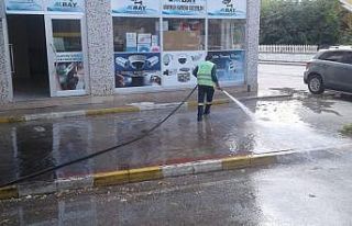 Başiskele Belediyesi, temizlik çalışmalarına...