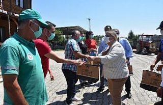 Başkan Erdem personelleriyle bayramlaştı