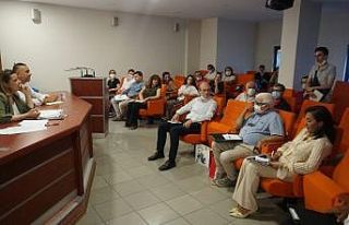 Başkan Hürriyet sanatçılara destek veriyor