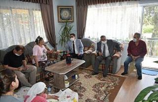Başkan İnal ve Kaymakam Soley’den şehit ailelerine...