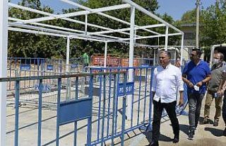 Başkan Uysal, kurban hazırlıklarını inceledi