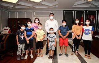 Başkandan çocuklara sürpriz