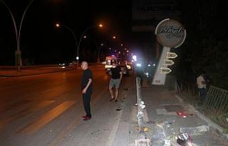 Başkent’te 2 otomobil çarpıştı: 3 yaralı