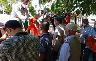 Bayram öncesi 70 bin adet poşet dağıtıldı