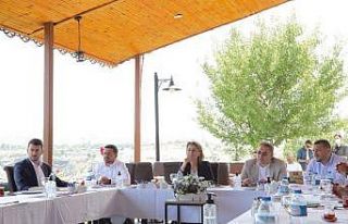 Belediye Başkanı Arı, koordinasyon toplantısına...