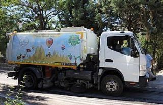 Belediye ekiplerinden temizlik seferberliği