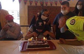 Belediyeden Sefa Emre’ye sürpriz doğum günü