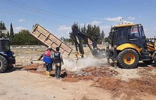 Belediye’nin hizmet götürme çalışmaları sürüyor