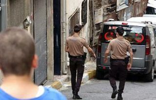 Beyoğlu’nda bıçaklanan Faslı’ya ilk müdaheleyi...