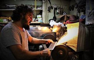 Bıçak bileme ustalarının ‘Kurban Bayramı’...