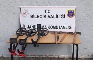 Bilecik’te tarihi eser için kazı yapanlara suçüstü