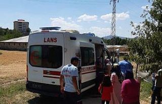 Bingöl’de eli kapıya sıkışan çocuğu itfaiye...