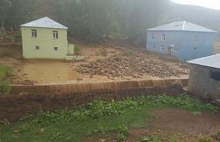 Bingöl’de yağış etkili, karantinadaki mezrayı...