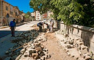 Bitlis Belediyesinde kaldırım ve çevre düzenlemesi
