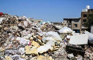 Buca’da 5 bin 400 tonluk kaçak moloz operasyonu