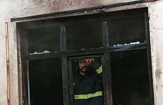 Çaldıran’da çıkan yangında bir ev kullanılamaz...