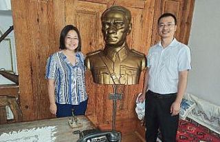 Çinli iş insanları Atatürk Evi’ne hayran kaldı
