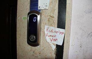 Çöpleri karıştırırken koronaya yakalandı, dışarı...