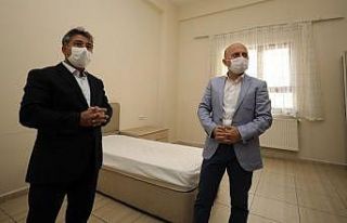 Covid-19 testi pozitif çıkan hastalar, KYK yurdunda...