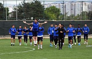 Dadaşlar şampiyonluğa çok yakın