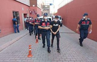 DEAŞ’lı 3 kardeş yakalandı