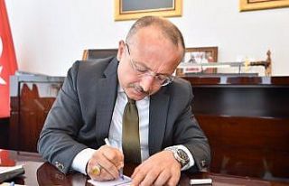 Denizli Valisi Atik, kurban bağışında bulundu