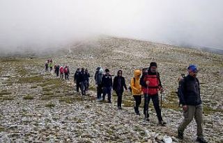 Doğa tutkunlarından 15 Temmuz zirvesi