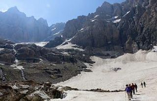 Dört mevsimin bir arada yaşandığı Hakkari’de...